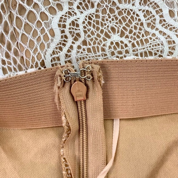 Tobi Womens Skirt Lace Stretchy Fitted Cream S - Picture 4 of 7